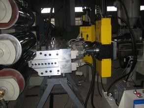 قیمت خوب خط اکستروژن هیئت مدیره پلاستیک PP PE با اندام مصنوعی و سینی آنلاین