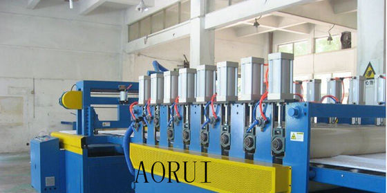 قیمت خوب کودکان اسباب بازی WPC Foam Board Machine PVC Froamed Board Extruder for Cabinet آنلاین