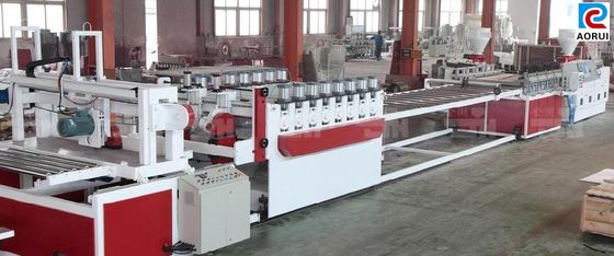 قیمت خوب دستگاه پلاستیکی تزئینی پلاستیکی چوب PVC ، دستگاه تخته کف فوم PVC برای توالت آنلاین