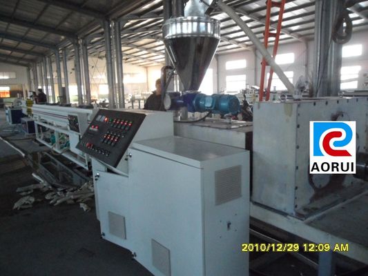 قیمت خوب خط اکستروژن لوله پلاستیکی HDPE / LDPE ، خط تولید لوله های راه راه تک جداره آنلاین