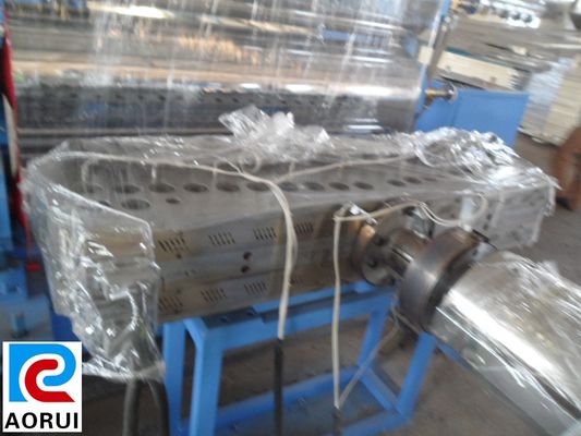 قیمت خوب ماشین آلات اکستروژن ورق بسته بندی PVC دو پیچ ، پلاستیک اکسترودر ورق PVC آنلاین
