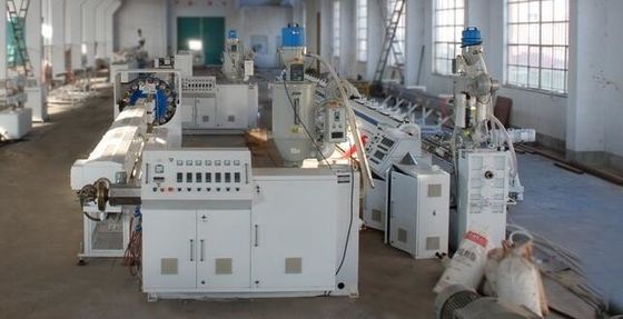 قیمت خوب الیاف PVC تقویت کننده لوله های نرم ساخت اکسترودر دو پیچ آنلاین