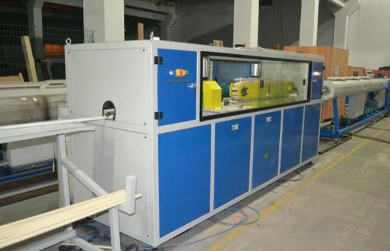قیمت خوب کنترل فرکانس ABB خط پلاستیک اکستروژن لوله 380V 50HZ PE آبیاری PE آنلاین