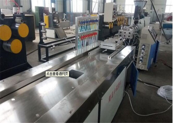 قیمت خوب خط تولید پروفیل WPC با کارایی بالا و اکستروژن مشخصات PVC / خط تولید پلاستیک چوب آنلاین