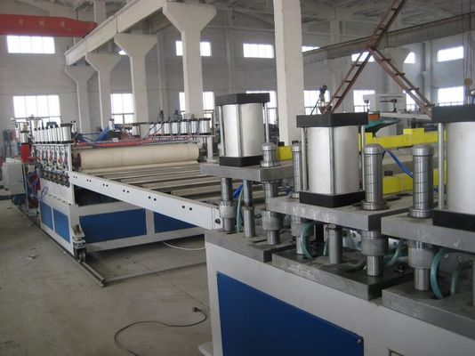قیمت خوب Twin Screw WPC Contruction Model Extruson Line، Extruder الگوی ساخت و ساز آنلاین