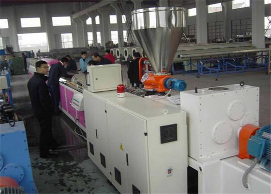 قیمت خوب پلاستیک PVC اکسترودر ماشین آلات مشخصات PVC ساخت ماشین برای پنجره / درب آنلاین