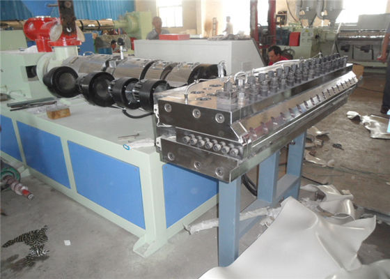 قیمت خوب 380V PVC Foam Board Machine 600kg/H For Construction Formwork آنلاین