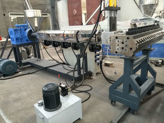 قیمت خوب دستگاه تخته فوم پی وی سی PVC سازه جمع و جور با پیچ دوبل آنلاین
