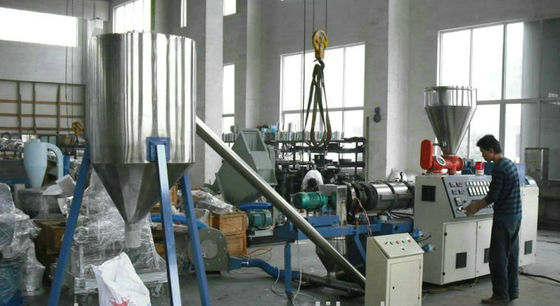 قیمت خوب اکسترودر پیچ دوقلو گرانیت برش PVC ، خط تولید گلوله های پلاستیکی PVC آنلاین