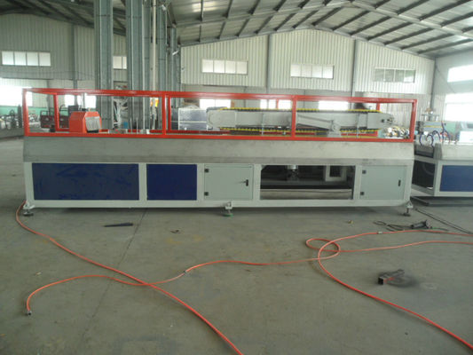 قیمت خوب خط اکستروژن مشخصات WPC ضد آب ، خط تولید PV PP PV PP آنلاین