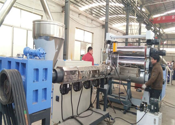 قیمت خوب Thickness 3mm Pvc Board Making Machine 650kg/H Vibration Resistant آنلاین