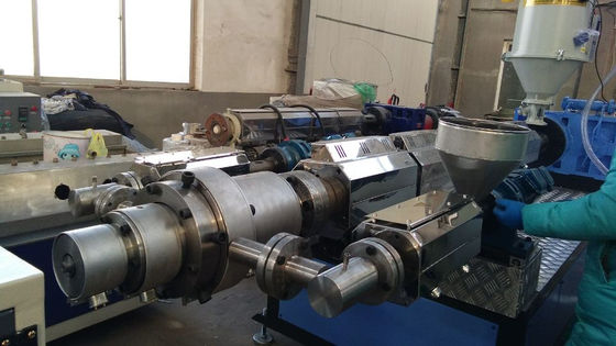 خط تولید اکستروژن لوله پلاستیکی LDPE MPP 500KG / H برای تأمین گاز