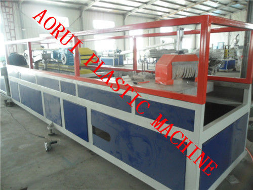 قیمت خوب PVC PE PP پلاستیک و چوب Foamed WPC Profile Line CE CE ISO9001 آنلاین