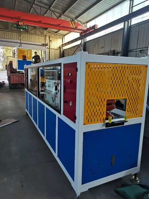 قیمت خوب دو پیچ PVC WPC مشخصات پلاستیکی Extrusion Line PLC Control آنلاین