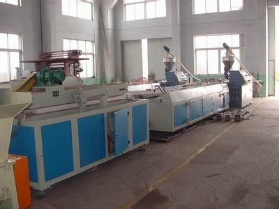 قیمت خوب خط اکستروژن مشخصات پلاستیک PVC برای دستگاه ساخت نمایه های تزئینی / PVC آنلاین